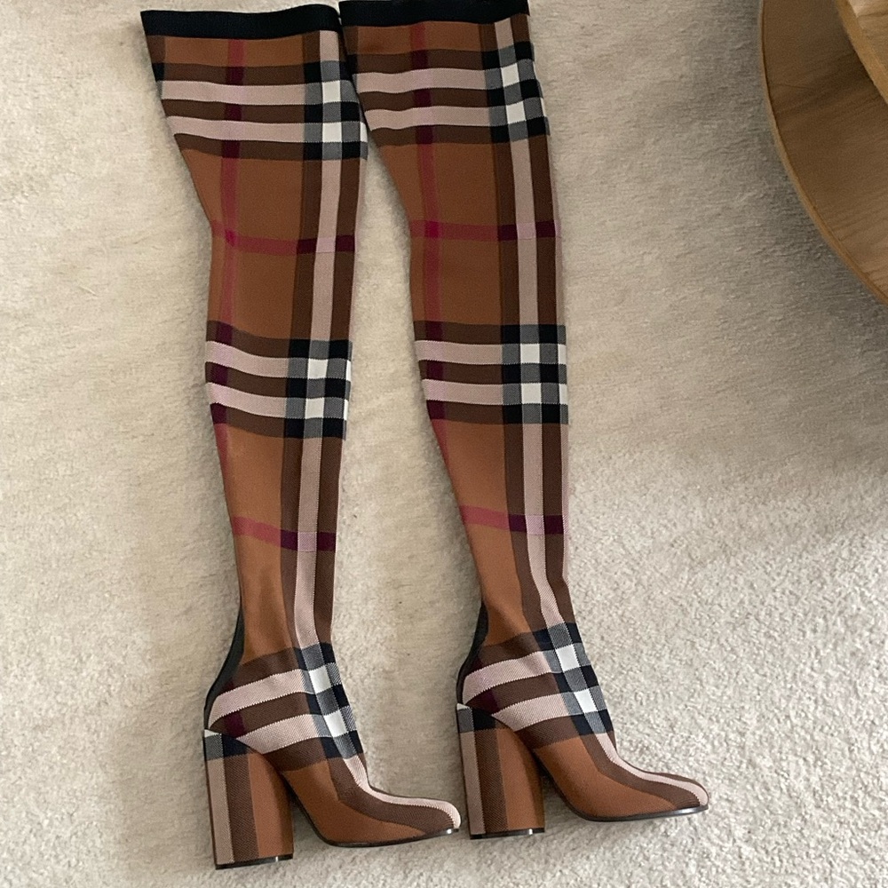 Burberry Brown Box - Picture 2 of 2